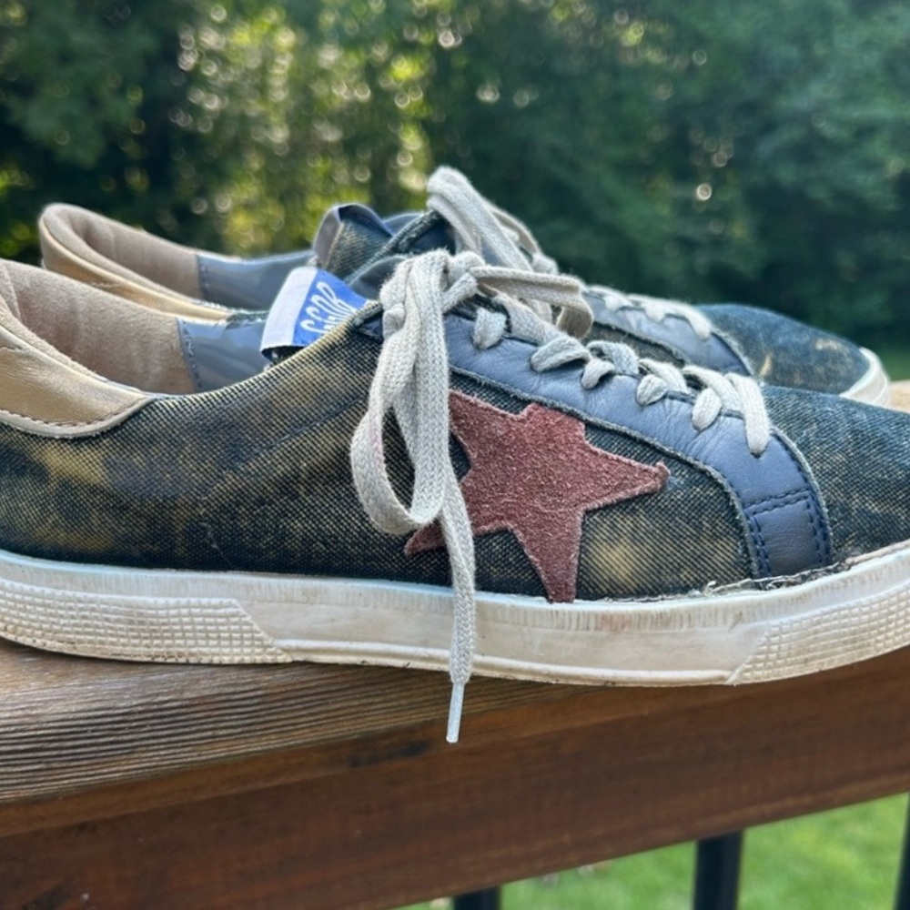 Golden Goose Women’s Sneakers - Blue and Tan
